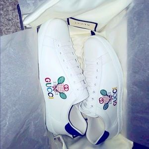 Gucci Ace Tennis Embroidery GG men sneakers.